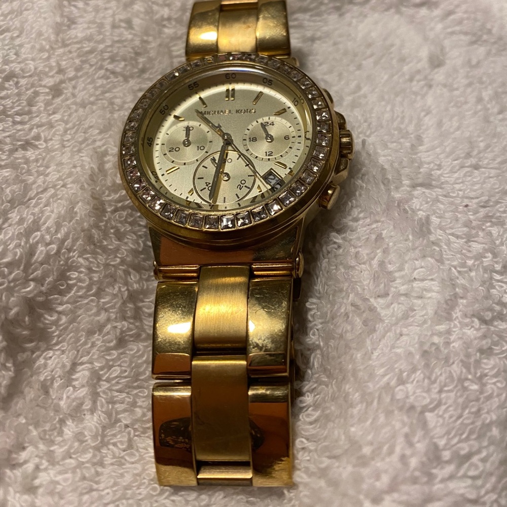 MICHAEL KORS DYLAN MK5623 GOLD WOMENS’ GOLD WATCH